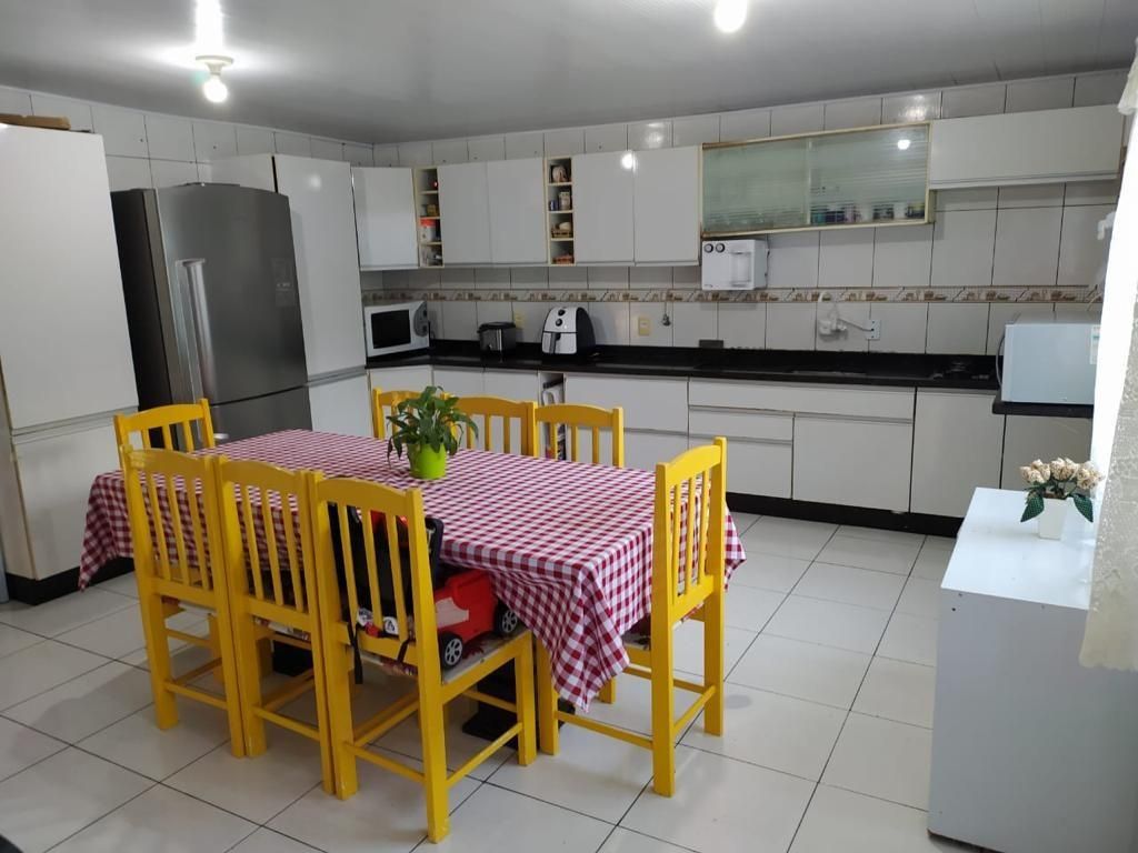 Casa em Pedra Branca, Palhoça. 4 quartos, 170m². Imagem 4 de 17